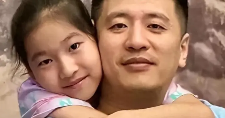 张雪峰女儿再发言，去世前一家人曾一起用餐，女儿留言令人心碎