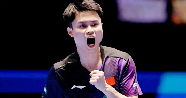 王曼昱3:0胜赤江夏星，国乒VS日乒2胜3负。能否打平？就看陈熠了