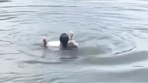 浅夏微光：湖南发生一件暖心奇事：一位71