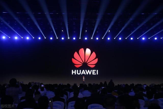 余承东新机！鸿蒙折叠屏能撼动iPhone吗？