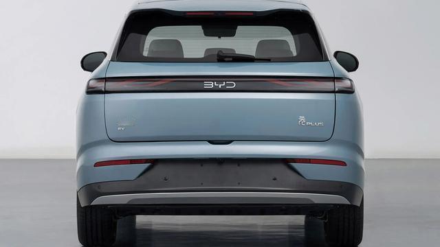 李老猫说车：比亚迪有点太难了，闪充刚推出