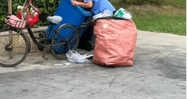 我55岁退休4年，发现退休后还打工的人，大多是这8个原因