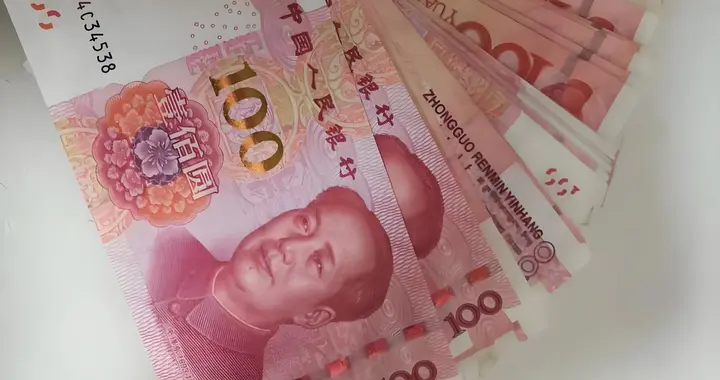 一天300到500的工资，就不要嫌少了