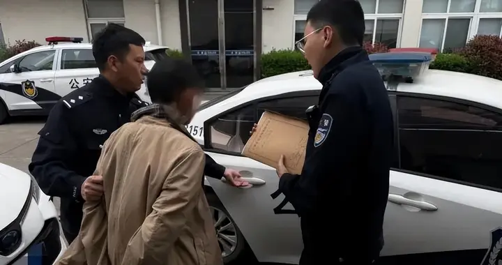 浙江宁波男子酒后与儿子发生争执，情绪失控，3小时内连续拨打110报警电...