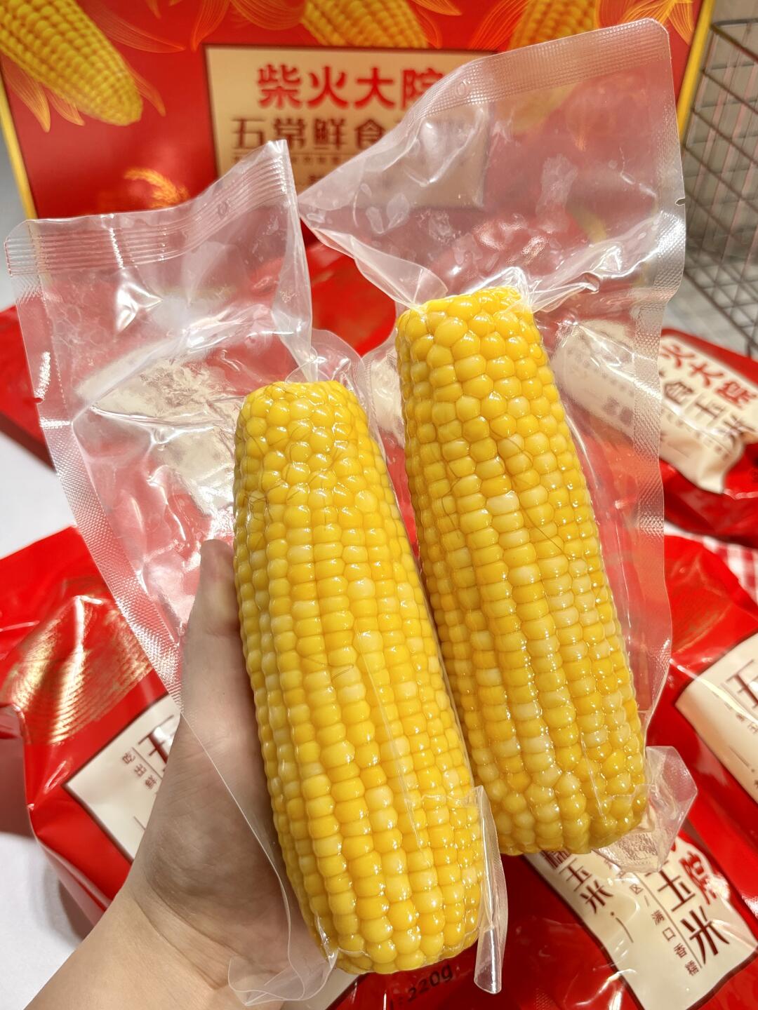 管理期宝藏食物玉米呀，大馋丫头放心啃