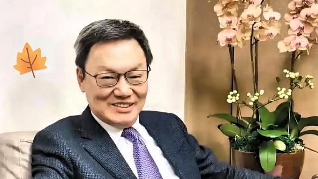 慢步云端：4月12日，苏起接受岛内媒体采