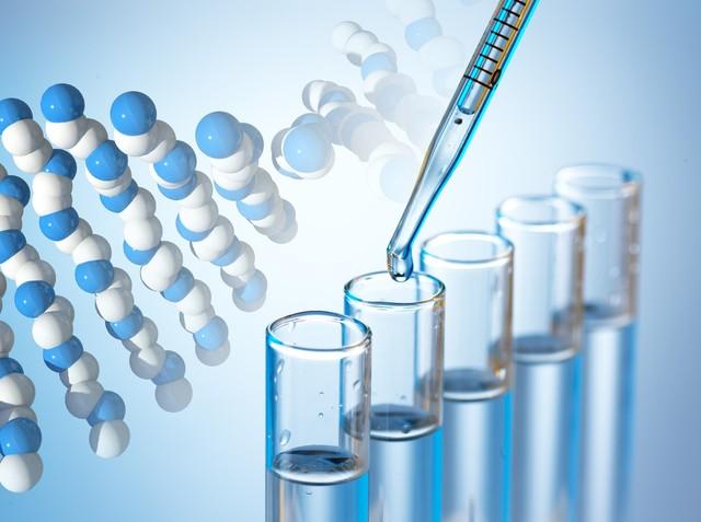 小便是尿酸“征兆”！排尿时出现4种异常，可能尿酸已经升高了