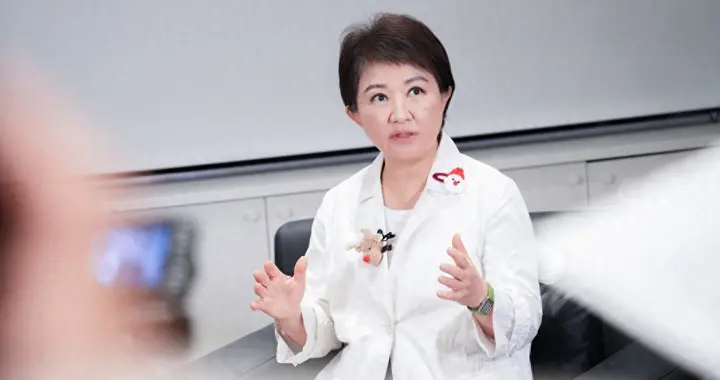 41：40，岛内最新民调来了，卢秀燕被曝招兵买马，台选举出现拐点