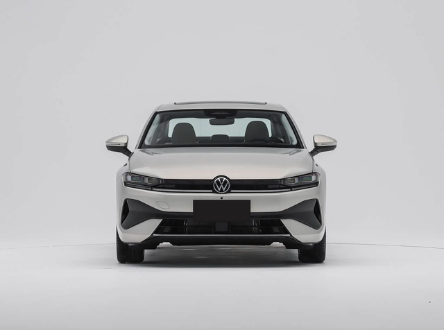 全新设计风格，全新一代大众速腾L实车亮相，小号迈腾？