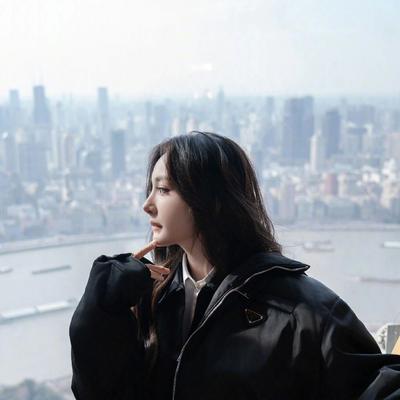 明星娱乐：杨幂