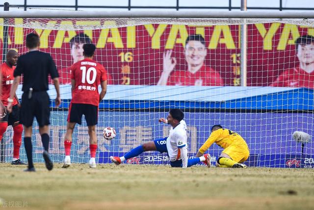 2:1，山东泰山止跌，马德鲁加首发惊艳哈！