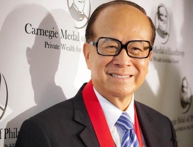 还不死心？美媒放出消息：长和获准出售其他港口，中方回了八个字