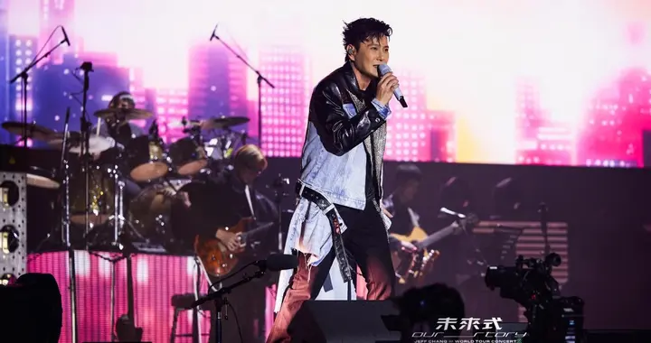 张信哲未来式Our Story温哥华站票卖爆！未来式第101场盛况空前