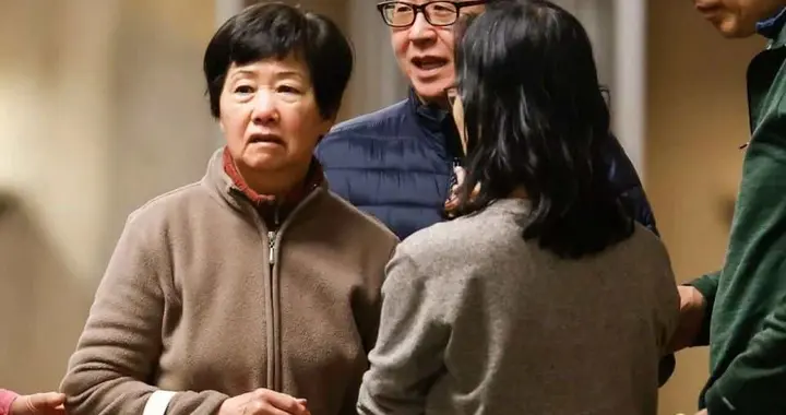 巨大争议！加州80岁华裔老太太撞死苹果高管一家四口迅速转移财产