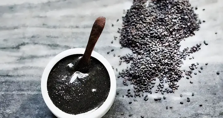 黑芝麻的功效不是乌发！春天这样吃，阳气满满，错过等明年