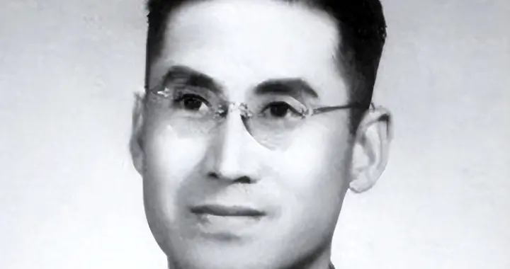 中共特工潜伏敌营15年，官职大到自己都慌，中央领导：大胆往上爬