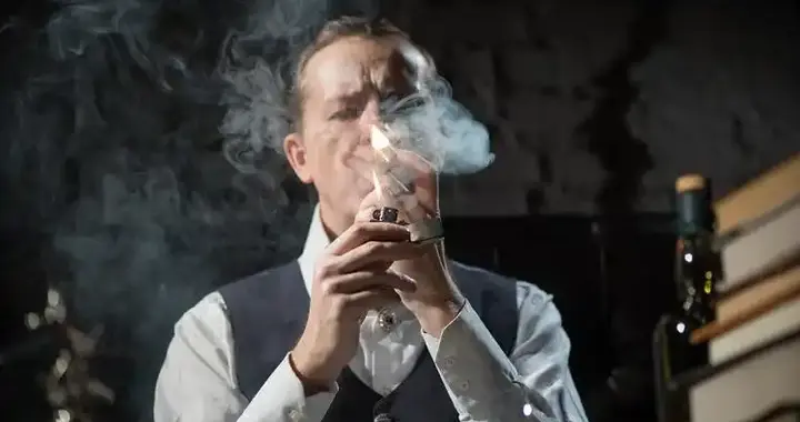 抽烟又火了？医生研究发现：心梗病人在抽烟时，需要多注意4点