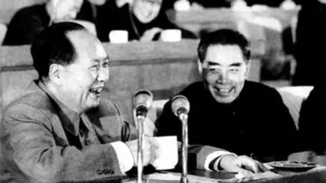 史行途：这就是周总理一直辅佐毛主席的原因