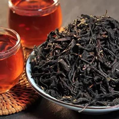 小月轻说：45岁男人半夜疼到满床打滚，送