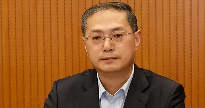 重磅提案！全国政协委员周世虹建议：彻底废除劳务派遣制度