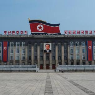 铸剑空天：4月9日，中方高层专机落地平壤