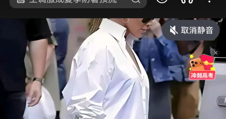 第一眼我以为裤子掉了，定睛一看，直接笑喷！这是什么风格时尚？