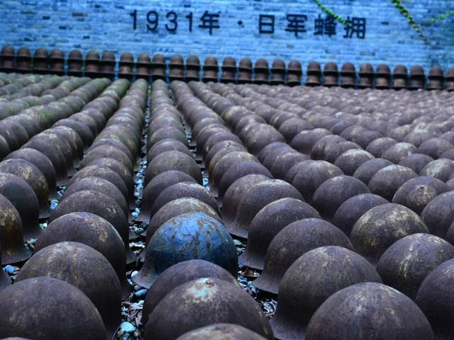 铜钟诡影