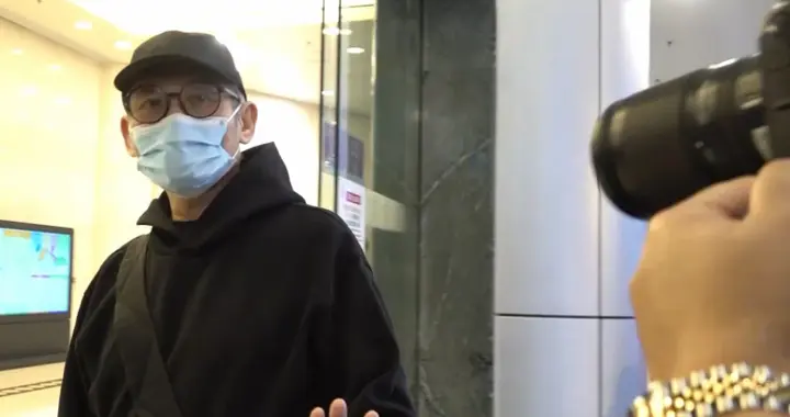 施南生病危入院，张艾嘉医院发火徐克全天照顾，知情人爆病重原因