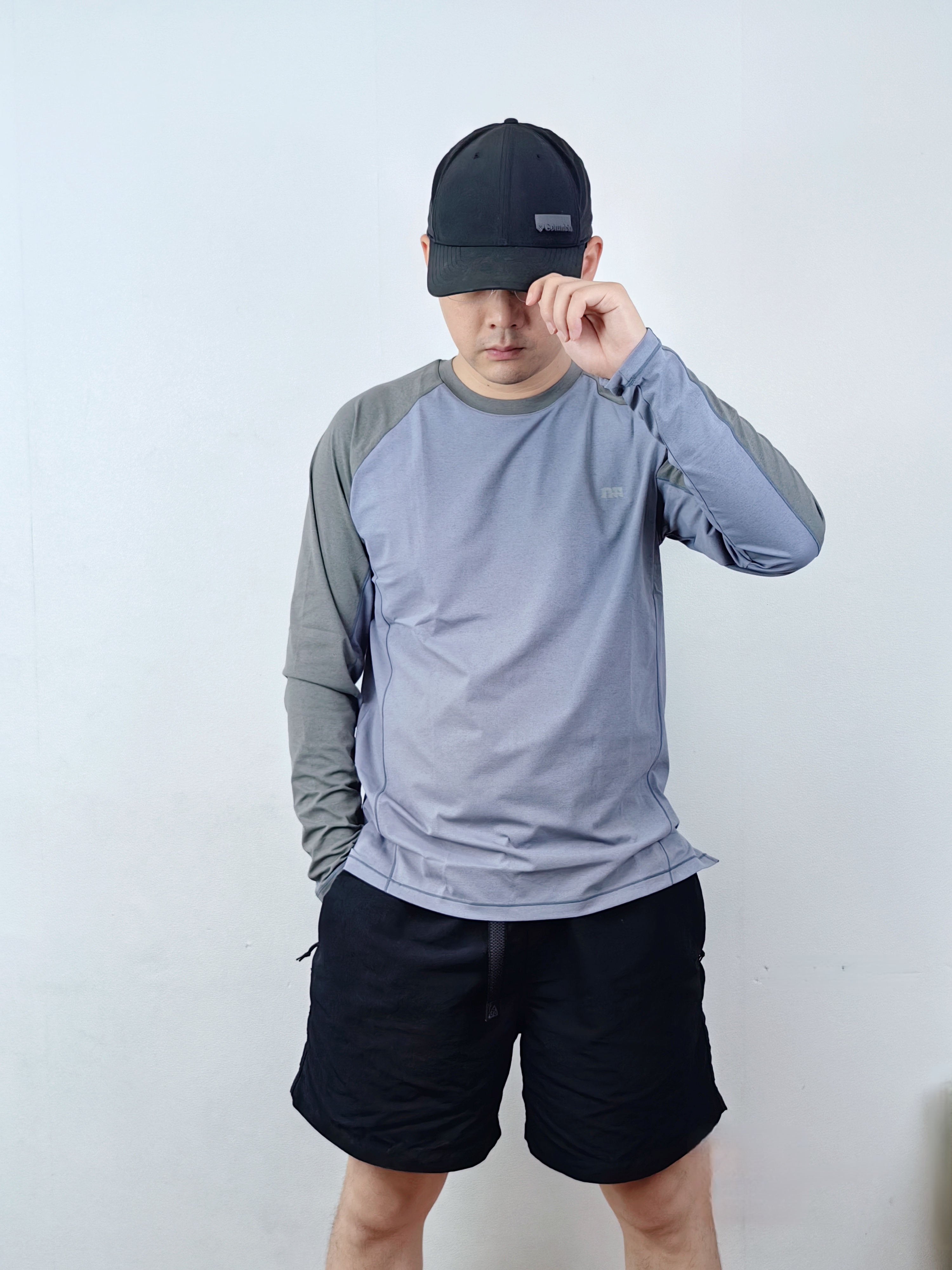 一件很适合秋天早晚跑步穿的速干T恤