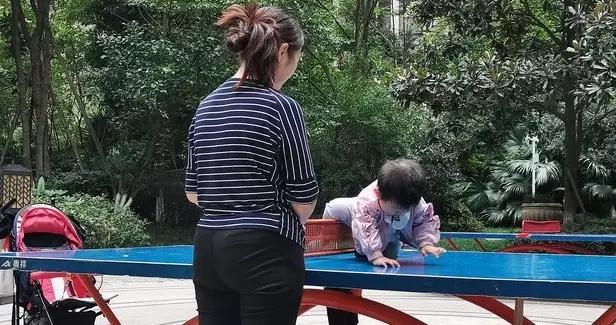 育儿观彻底对立，我和婆婆因为孩子，闹到水火不容