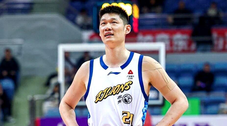 辽宁男篮后卫线补强，王少杰重返北控男篮，广厦男篮五位球员离开球队