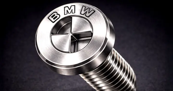 宝马设计了一种专用螺丝，以后可能无法自行维修