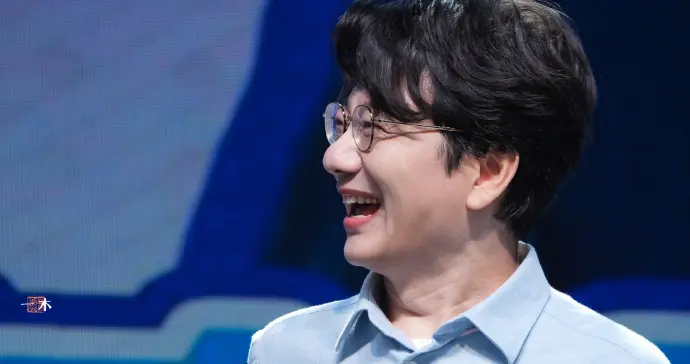 姜广涛 带伤工作太敬业了