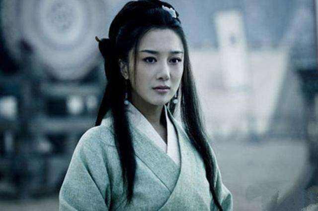 如何看待戚夫人被吕雉制成人彘？可怜之人必有可恨之处，真是活该