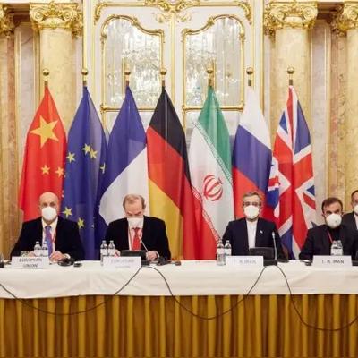 淡定白云ni7：事件速览   当地时间4