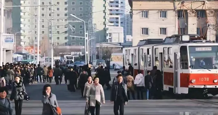 中国游客到朝鲜游玩，朝鲜人充满疑问：为什么中国人是这样的？