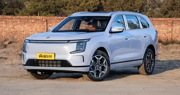 最近为什么这么多人在聊这台插混SUV？看完你就懂了