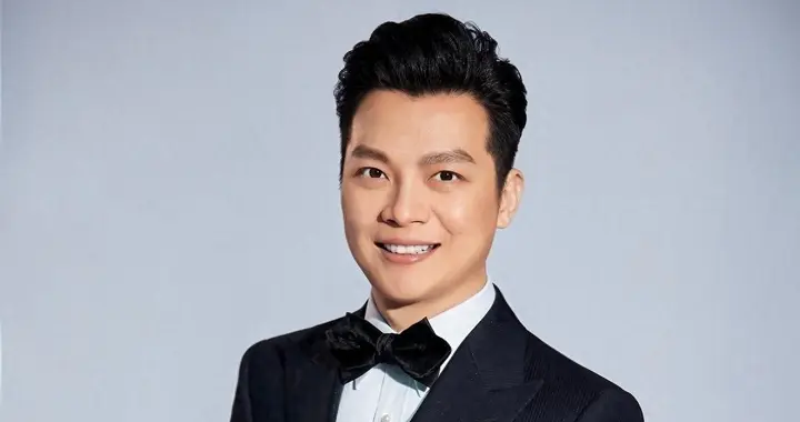 主持人任鲁豫：被富家小姐倒追，高龄产下2胎，他究竟有何魅力？