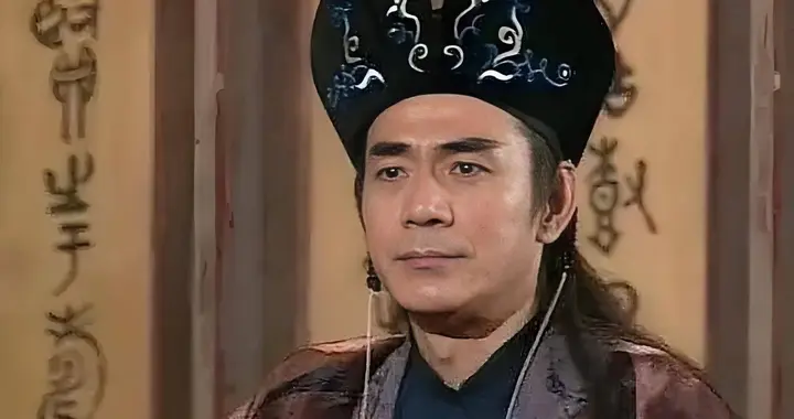 金庸笔下十大伪君子！岳不群没进前五，第一名让人意外