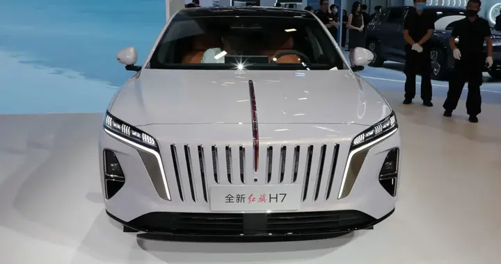 全新红旗H7整车正式下线，搭载1.5T插混动力系统