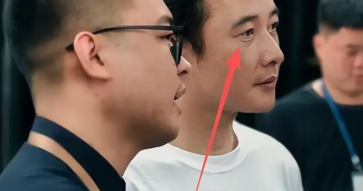 罗晋近况曝光后，唐嫣案判了，结果大快人心，难怪死活不离婚