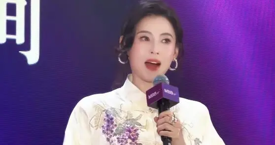 张柏芝说养育3个儿子很轻松：除非很忙的工作，要不然都很轻松