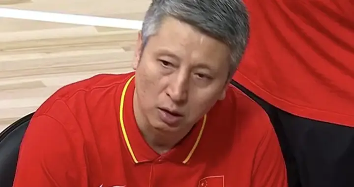 郭士强正面回应！男篮换帅悬念揭晓，杨鸣寒心离场，总局拒绝网暴