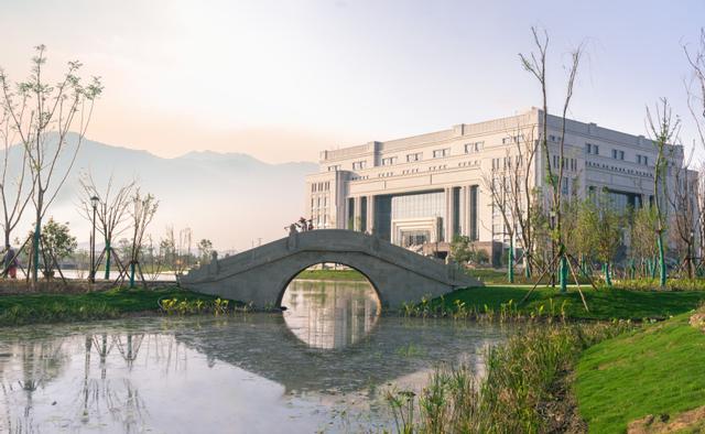 浙江理工大学毕业生就业分析，37%本科生升学，泛体制内就业占14%