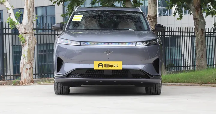 多口之家春游神器！eπ008 2026款增程家悦版6座，暖心的大舒适家