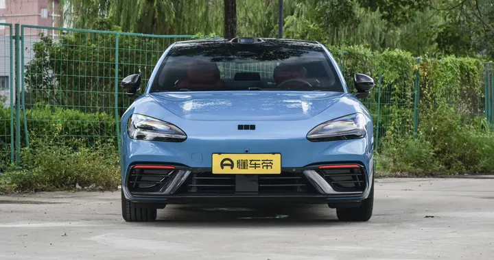 吉利银河TT：13万级纯电轿车，续航640km，好开又省心