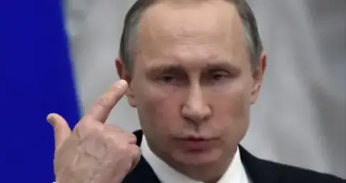 油轮被抓后，普京对美国发出通牒，不到48小时，特朗普对俄让步