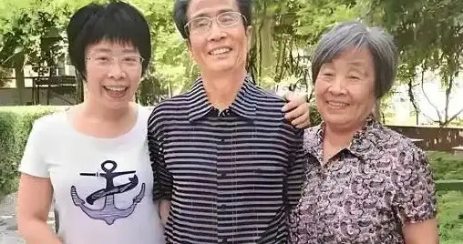 蒙曼对父亲的离世有两大遗憾，但我想说父爱何尝不是另一种圆满？