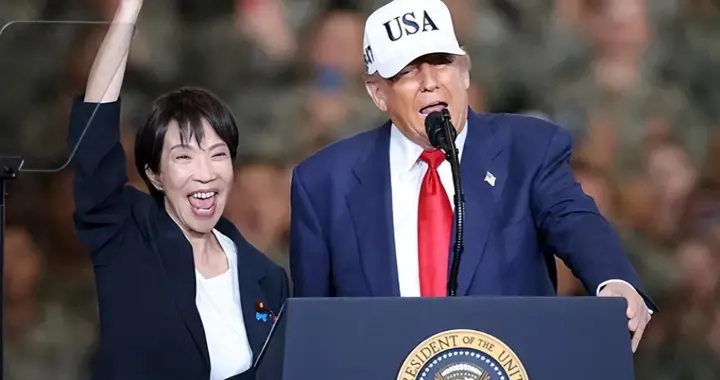 特朗普做出选择，高市还没踏上访美飞机，美国轰炸机就已起飞