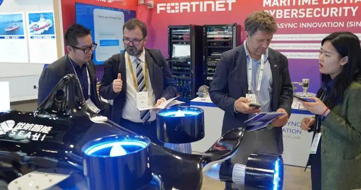 马六甲捷报！海洋里的SpaceX，世航虎鲸机器人惊艳全球